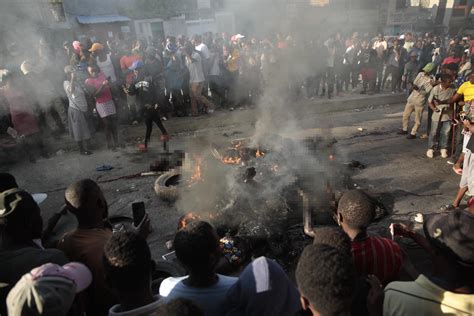 haiti burning gang members